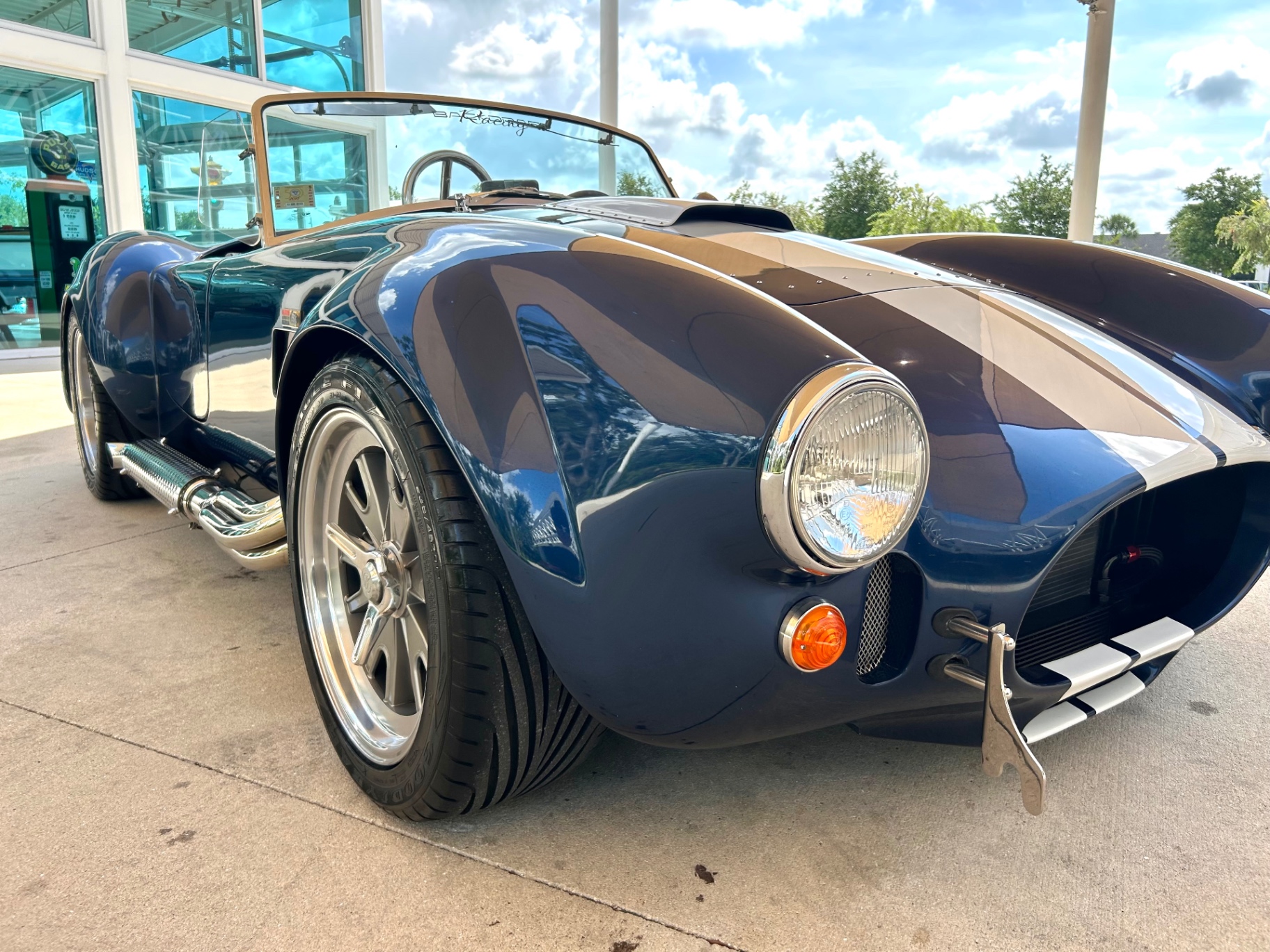 1965 Shelby Cobra Backdraft
